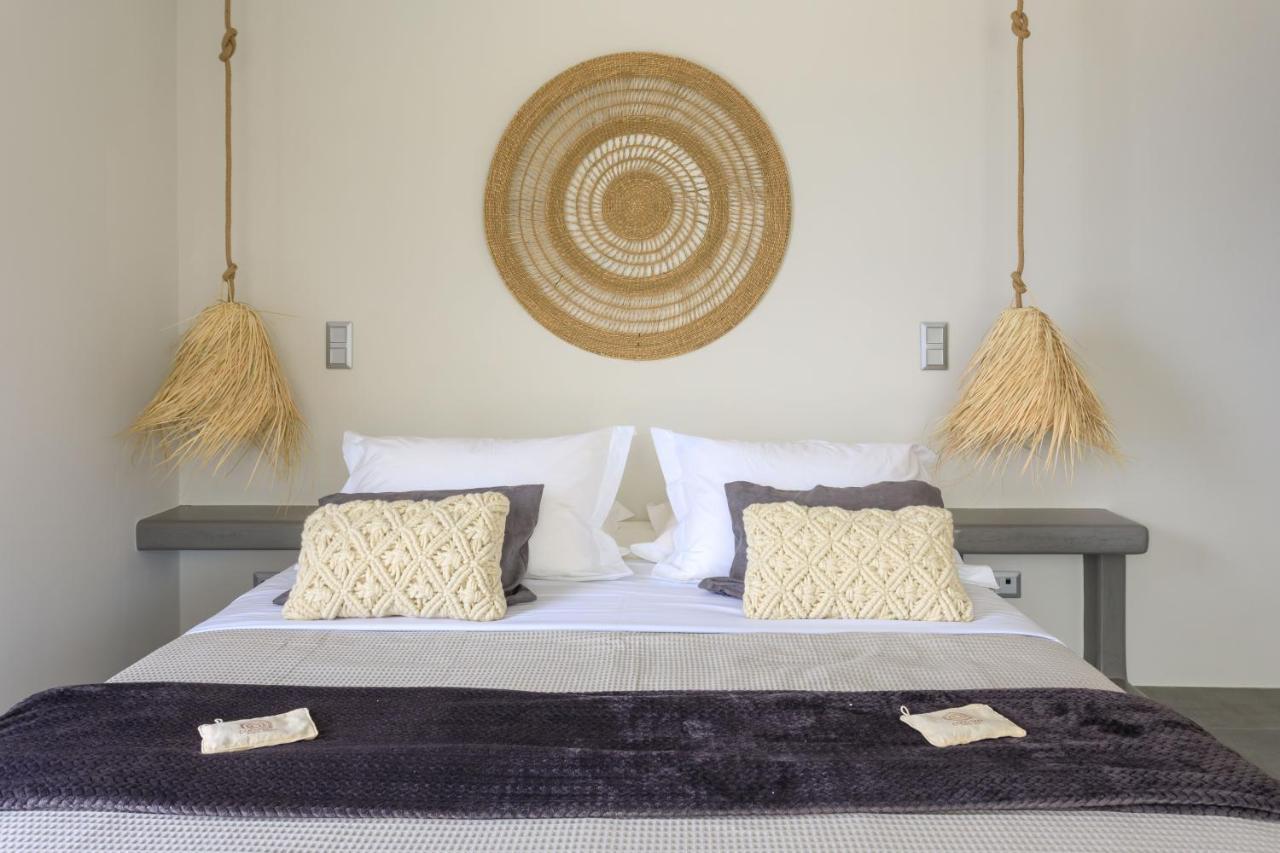 Iliades Luxury Boutique Suites バトシ エクステリア 写真