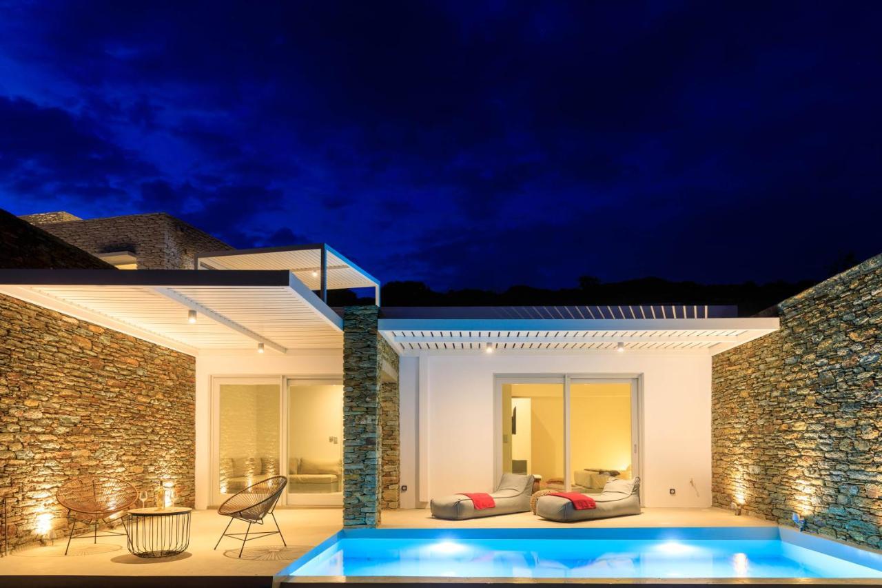 Iliades Luxury Boutique Suites バトシ エクステリア 写真